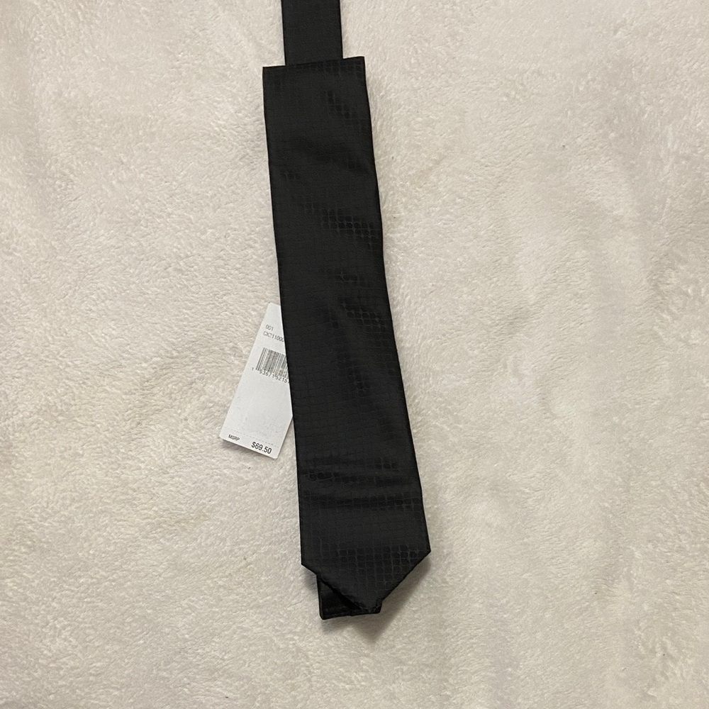 Calvin Klein Black Textured Grid Tie - Picture 3 of 4